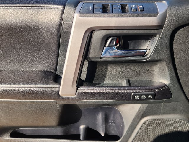Used 2016 Toyota 4Runner Limited RWD image 17