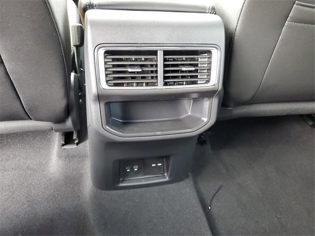 New 2026 Volkswagen Atlas Cross Sport SE image 12