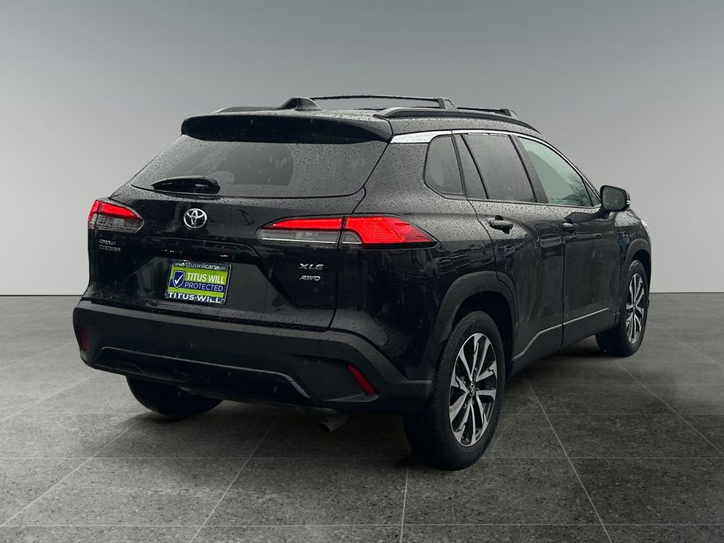 Used 2024 Toyota Corolla Cross XLE w/ Convenience Package image 7