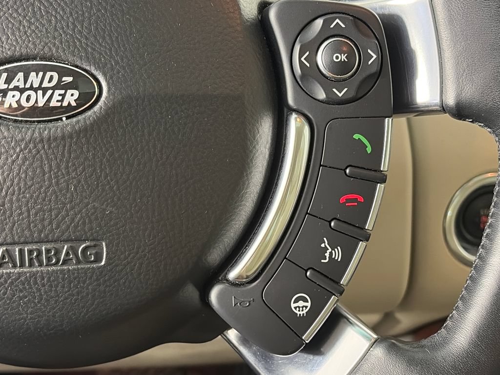 Used 2010 Land Rover Range Rover HSE AWD/4WD image 18