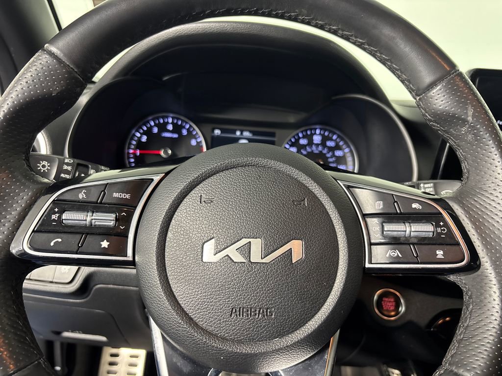 Used 2024 Kia Forte GT-Line image 13