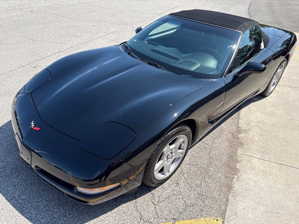 Used 1999 Chevrolet Corvette Convertible w/ Memory Pkg RWD image 18