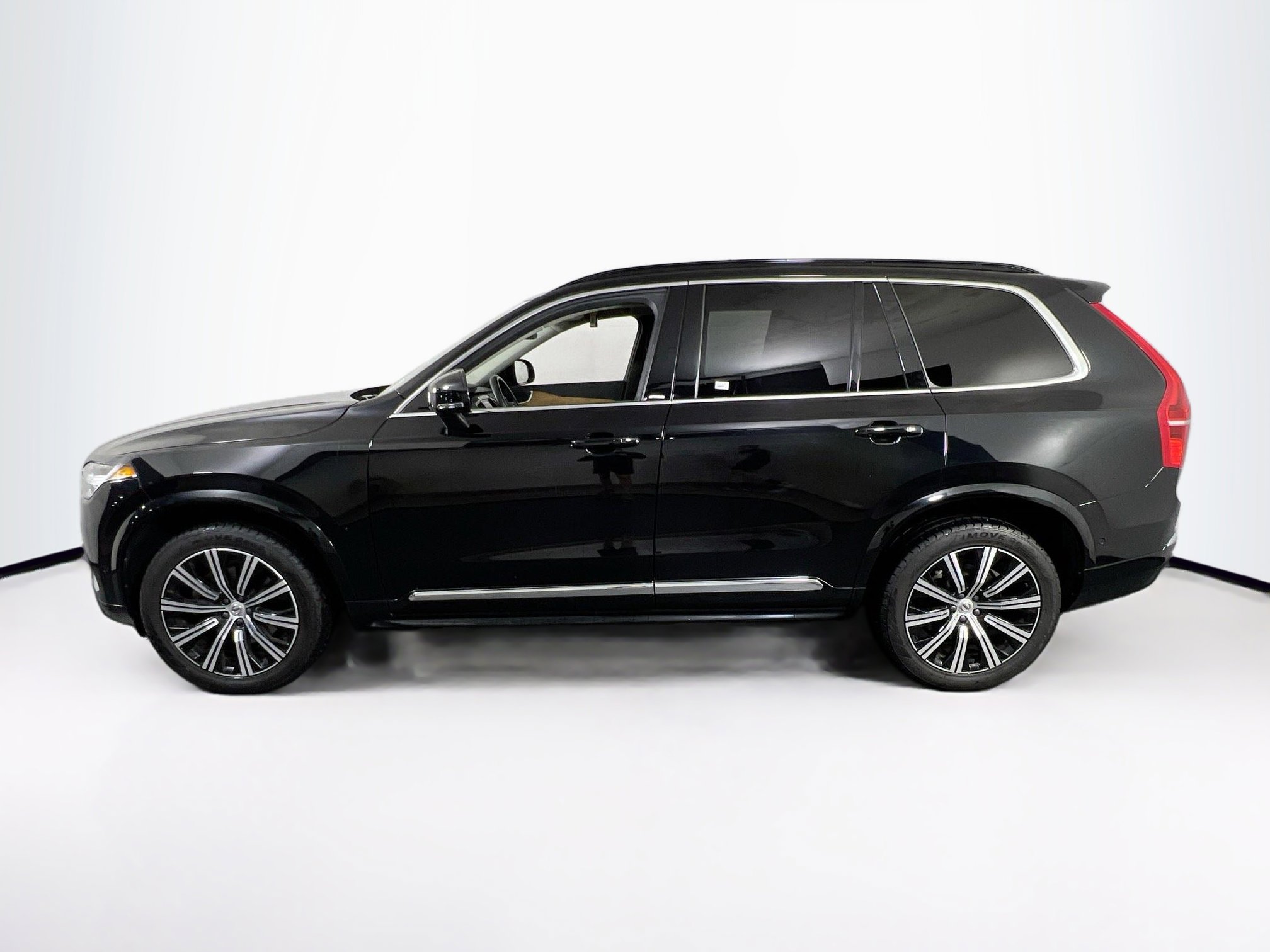 Used 2023 Volvo XC90 B6 Plus AWD/4WD image 8