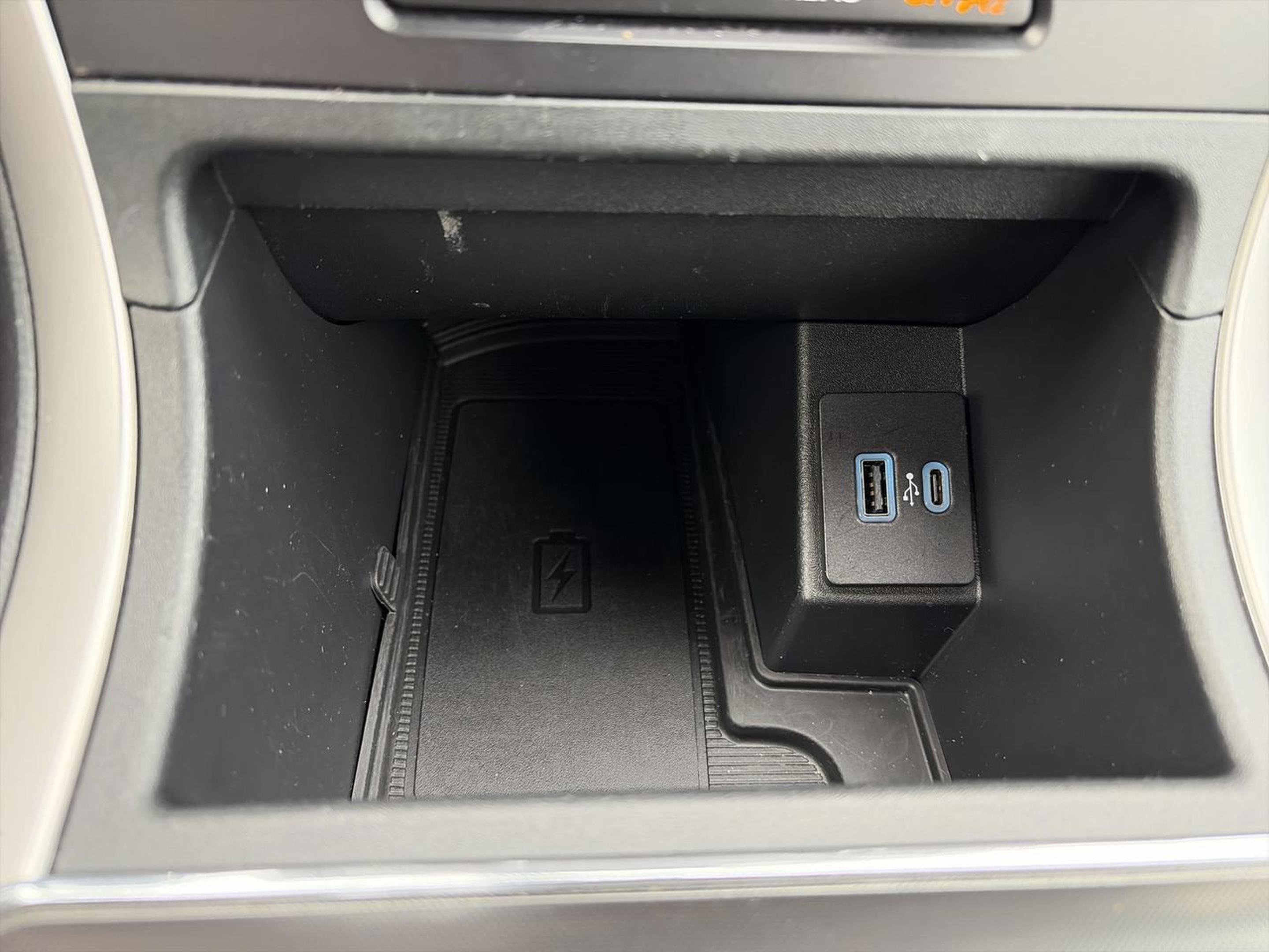 Used 2024 Ford Edge ST-Line image 10