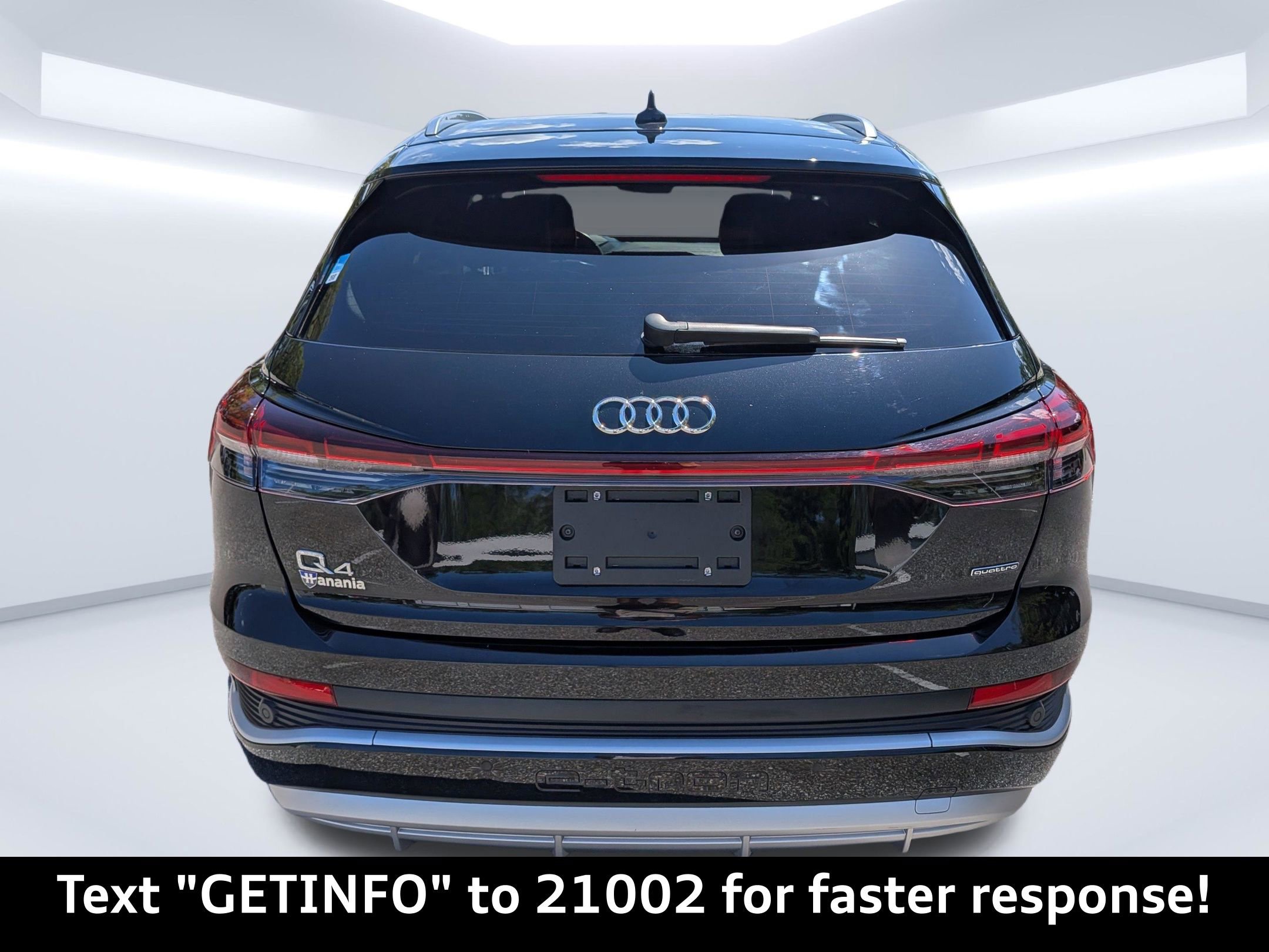 Used 2023 Audi Q4 e-tron Prestige image 3