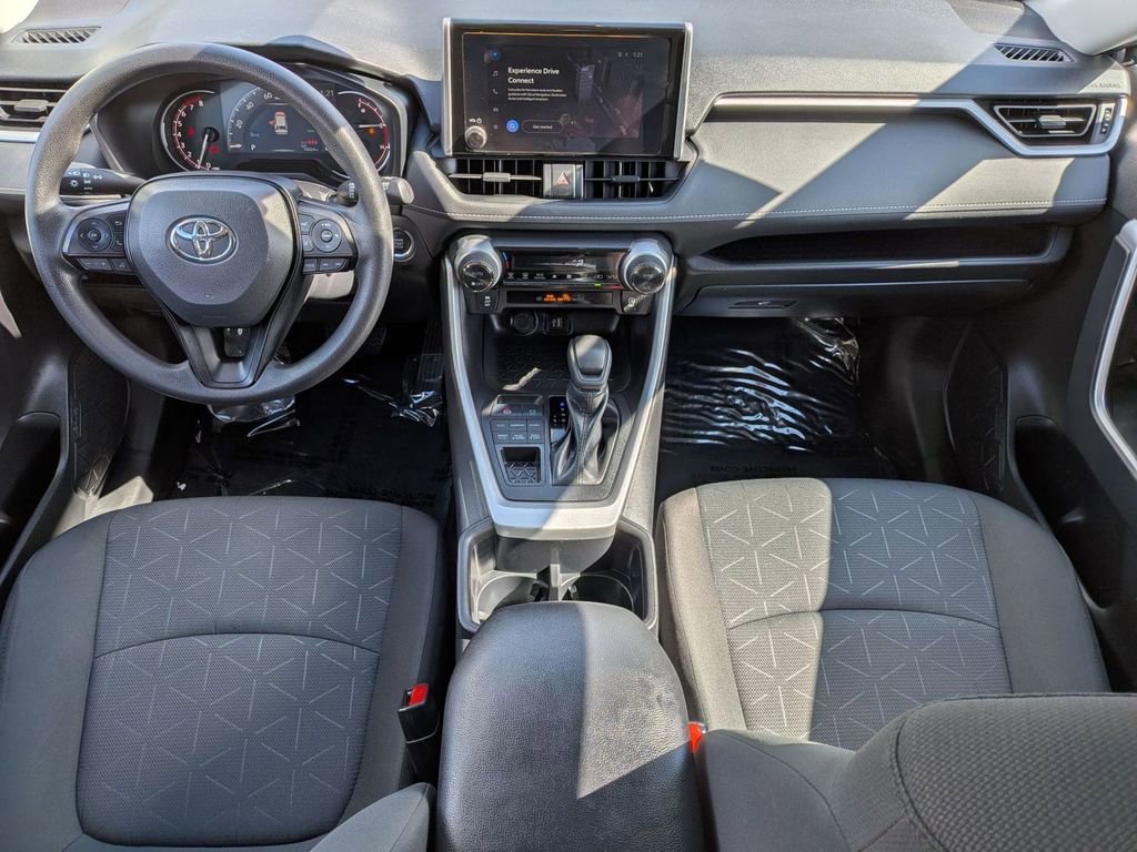 Used 2025 Toyota RAV4 XLE w/ Convenience Package image 26