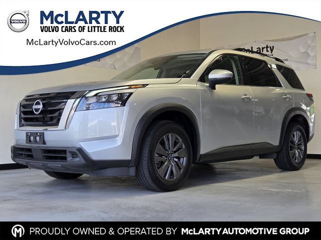 Used 2025 Nissan Pathfinder SV AWD/4WD image 1