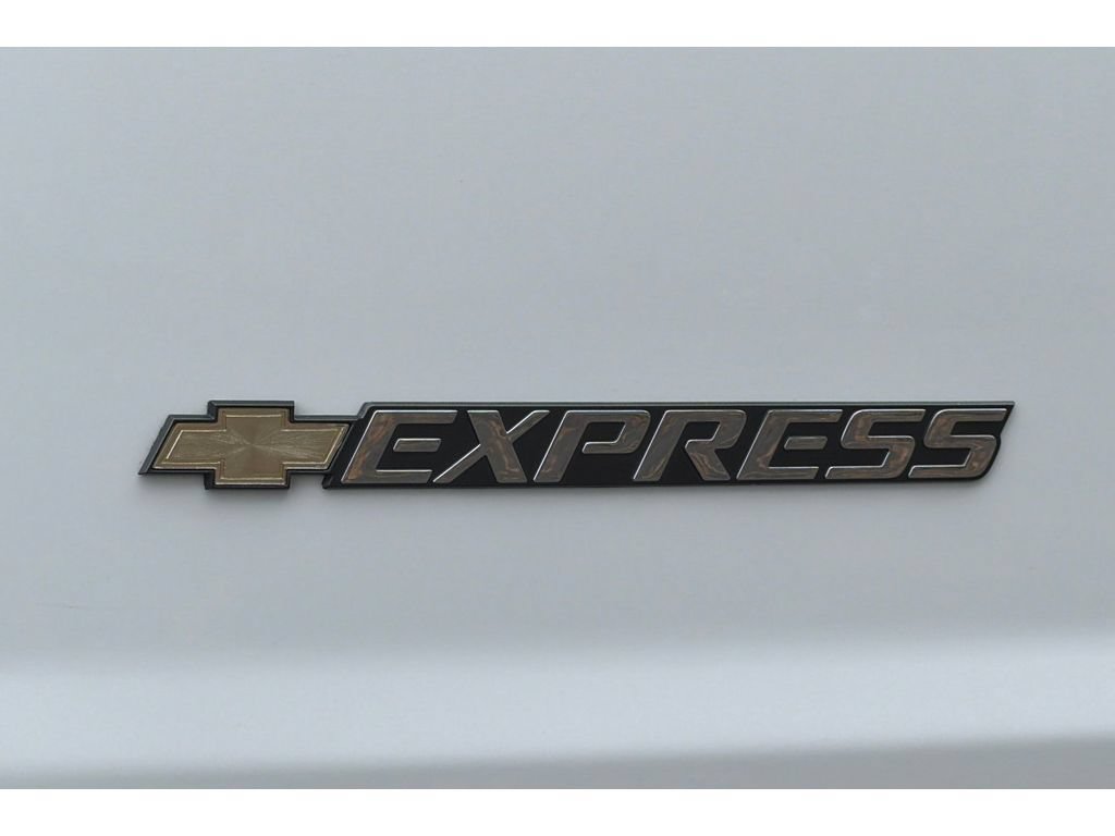 Used 2024 Chevrolet Express 3500 LT w/ LT Preferred Equipment Group RWD image 26
