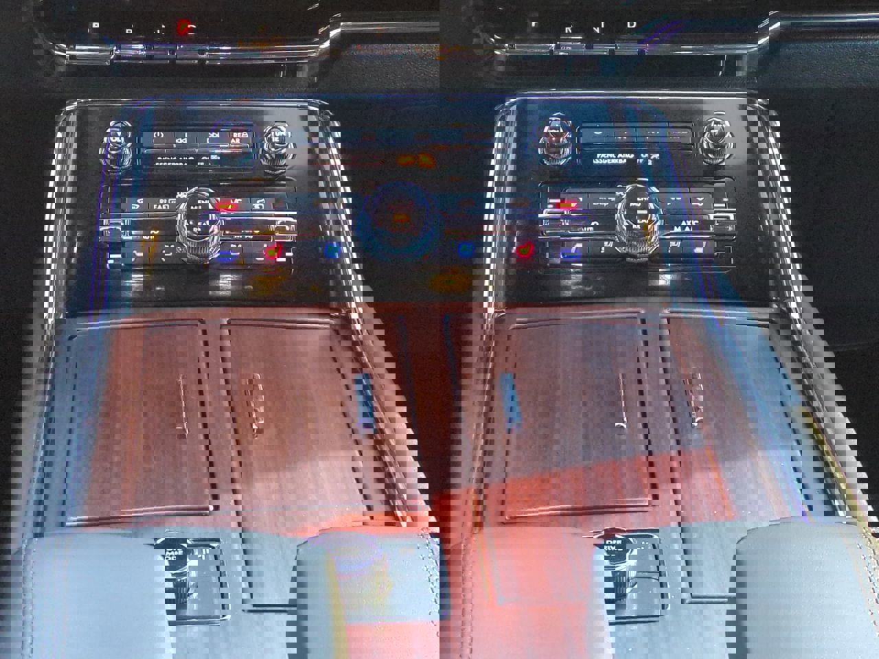 Certified 2024 Lincoln Navigator L Reserve image 19