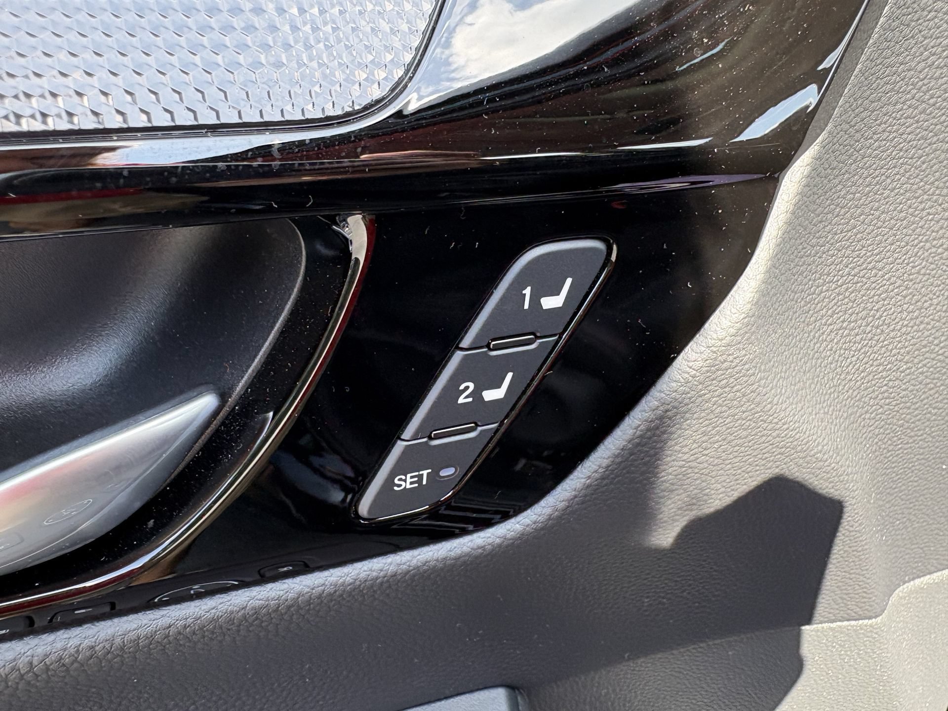 Used 2024 Honda CR-V EX-L image 15