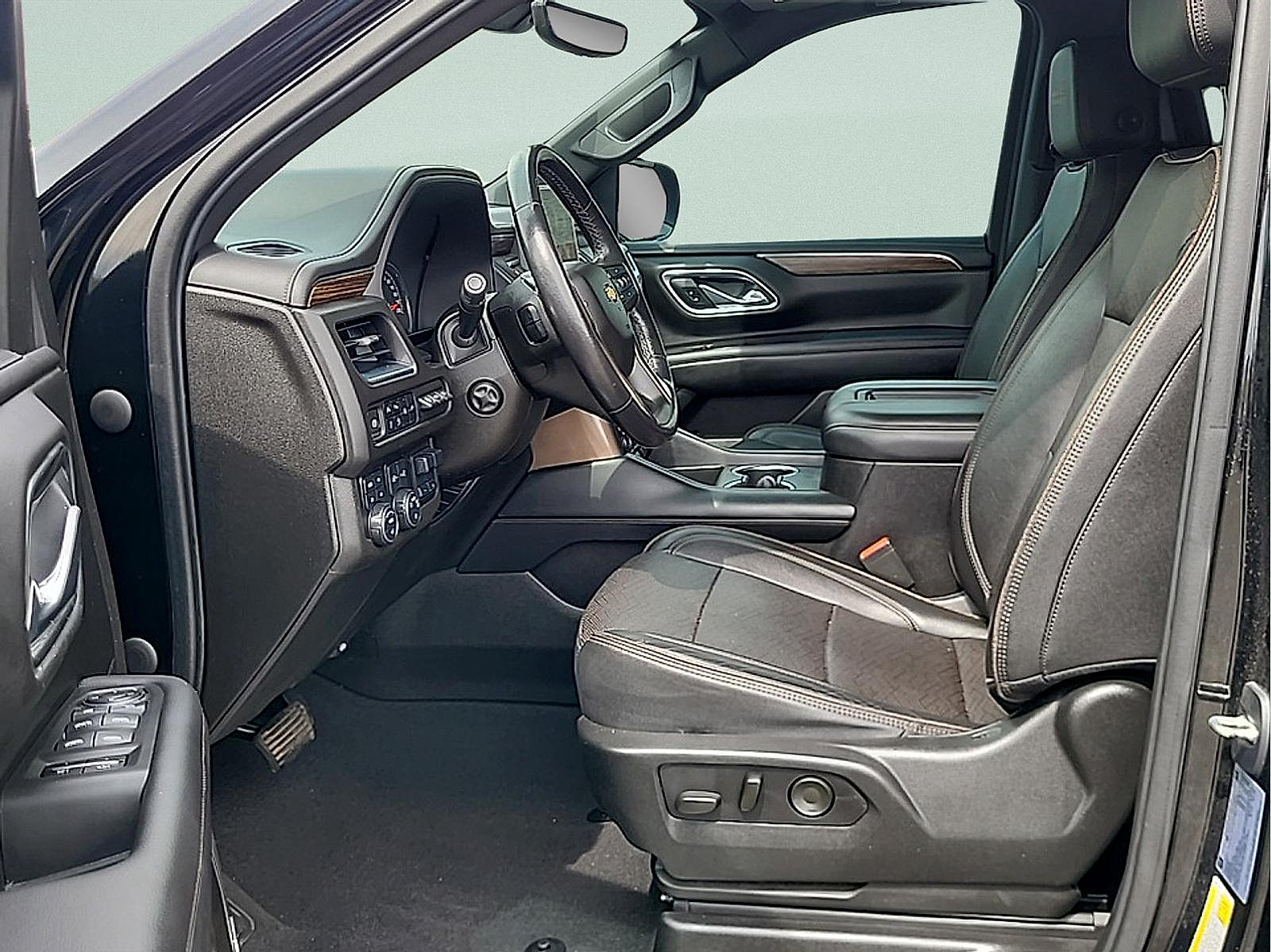 Used 2021 Chevrolet Tahoe High Country AWD/4WD image 13