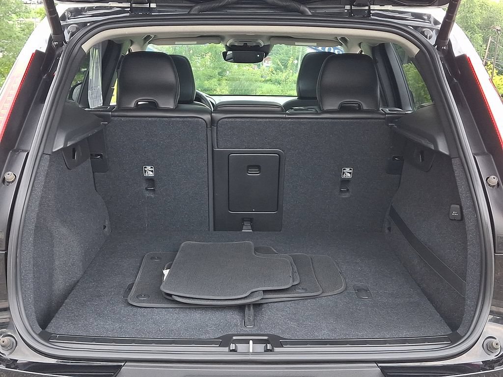 Used 2019 Volvo XC40 T5 Momentum AWD/4WD image 28