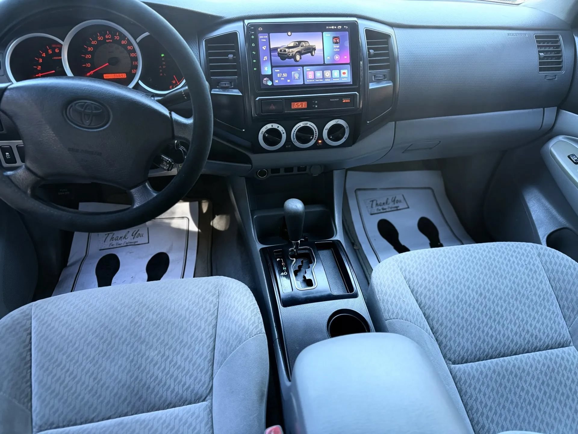 Used 2009 Toyota Tacoma PreRunner RWD image 2