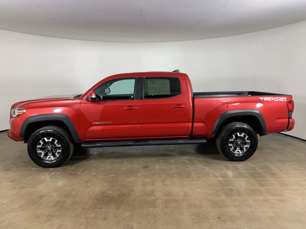 Used 2019 Toyota Tacoma TRD Sport image 15