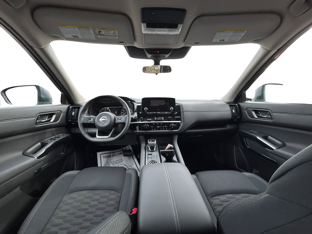 New 2025 Nissan Pathfinder SV w/ Black Appearance Package image 15