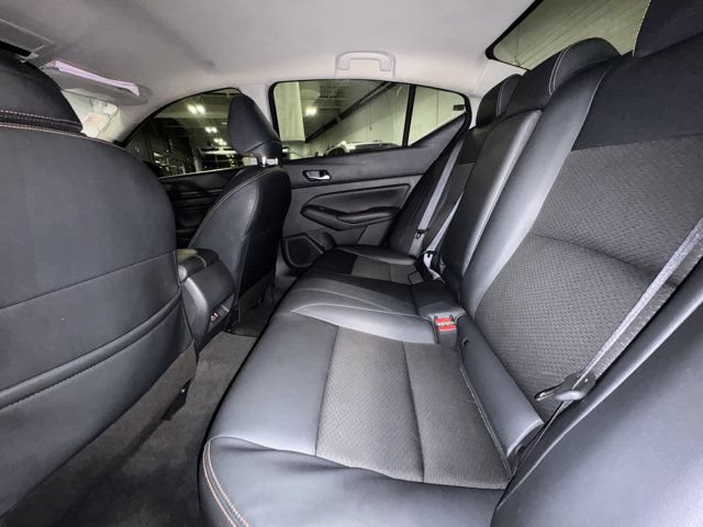 Used 2022 Nissan Altima 2.5 SR AWD/4WD image 21