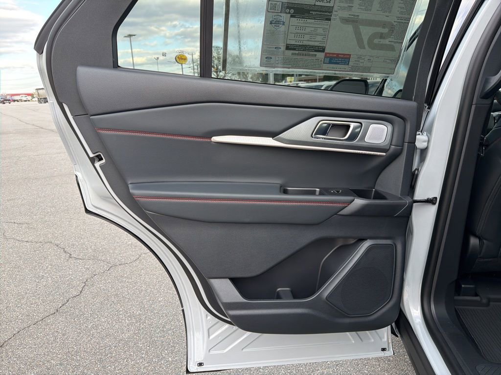 New 2026 Ford Explorer ST w/ Sun And Sound Package image 15