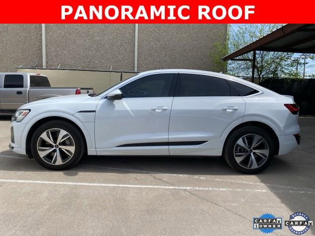 Used 2024 Audi Q8 e-tron Premium image 2