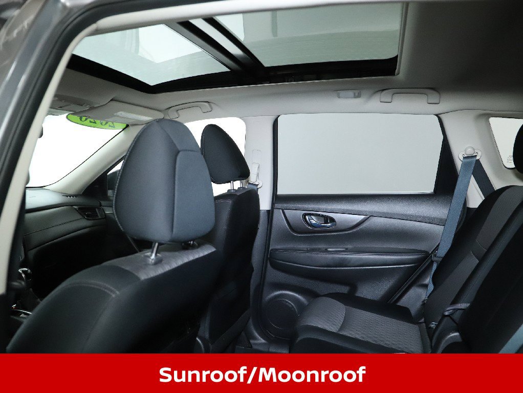 Used 2020 Nissan Rogue SV w/ Sun & Sound Touring Package AWD/4WD image 16