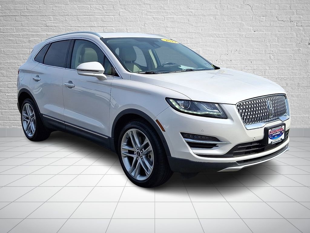 Used 2019 Lincoln MKC Reserve image 3