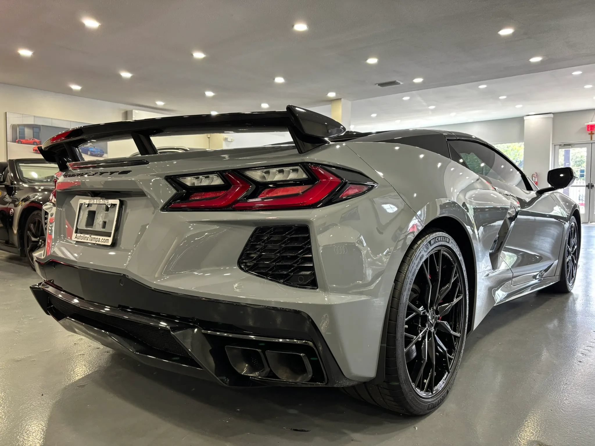 Used 2025 Chevrolet Corvette Stingray Preferred Conv w/ Z51 Performance Package RWD image 10