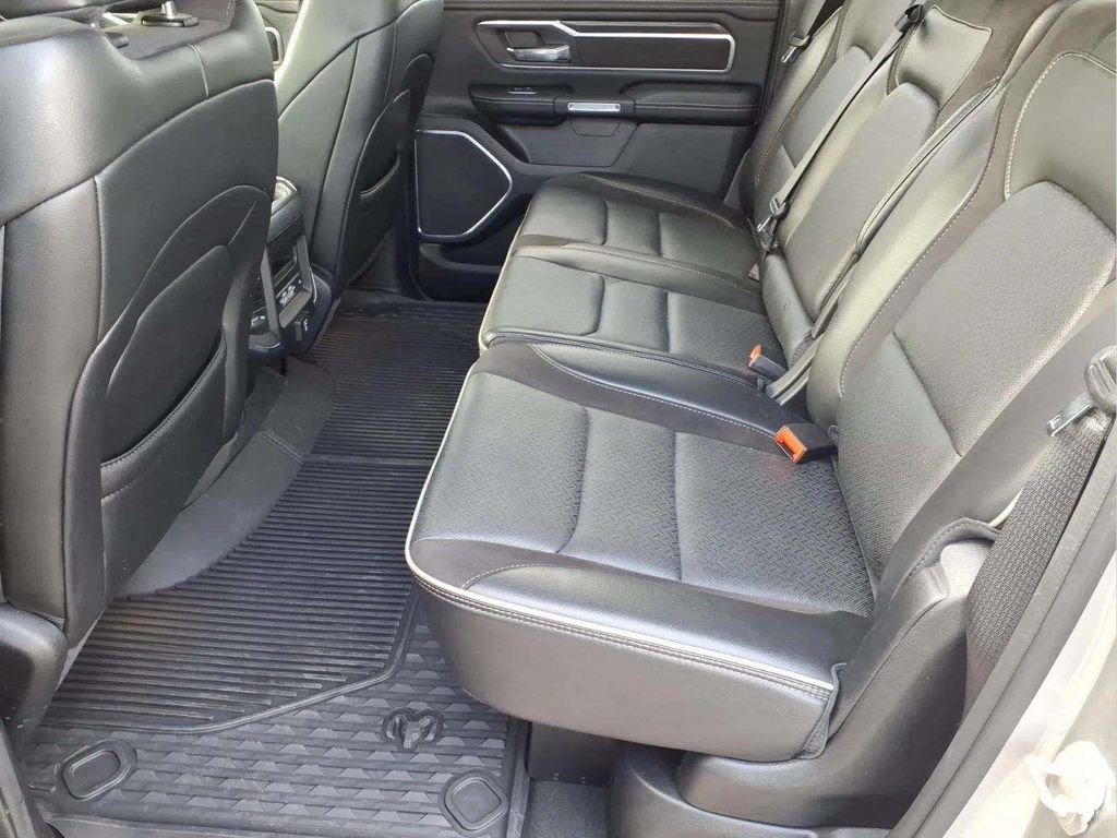 Used 2024 RAM 1500 Laramie image 14