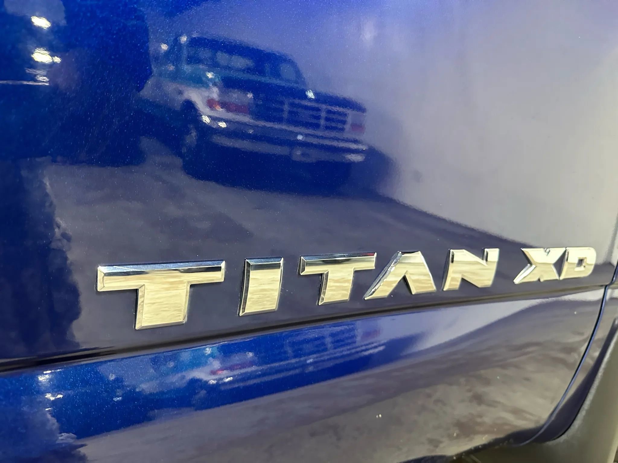 Used 2017 Nissan Titan SL image 35