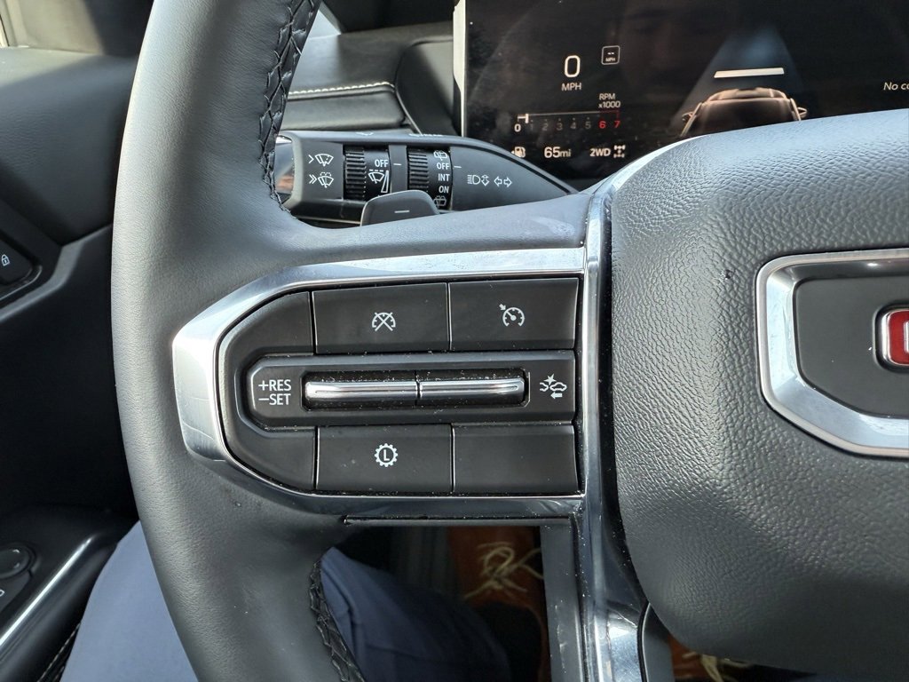 Used 2024 GMC Acadia Elevation image 18