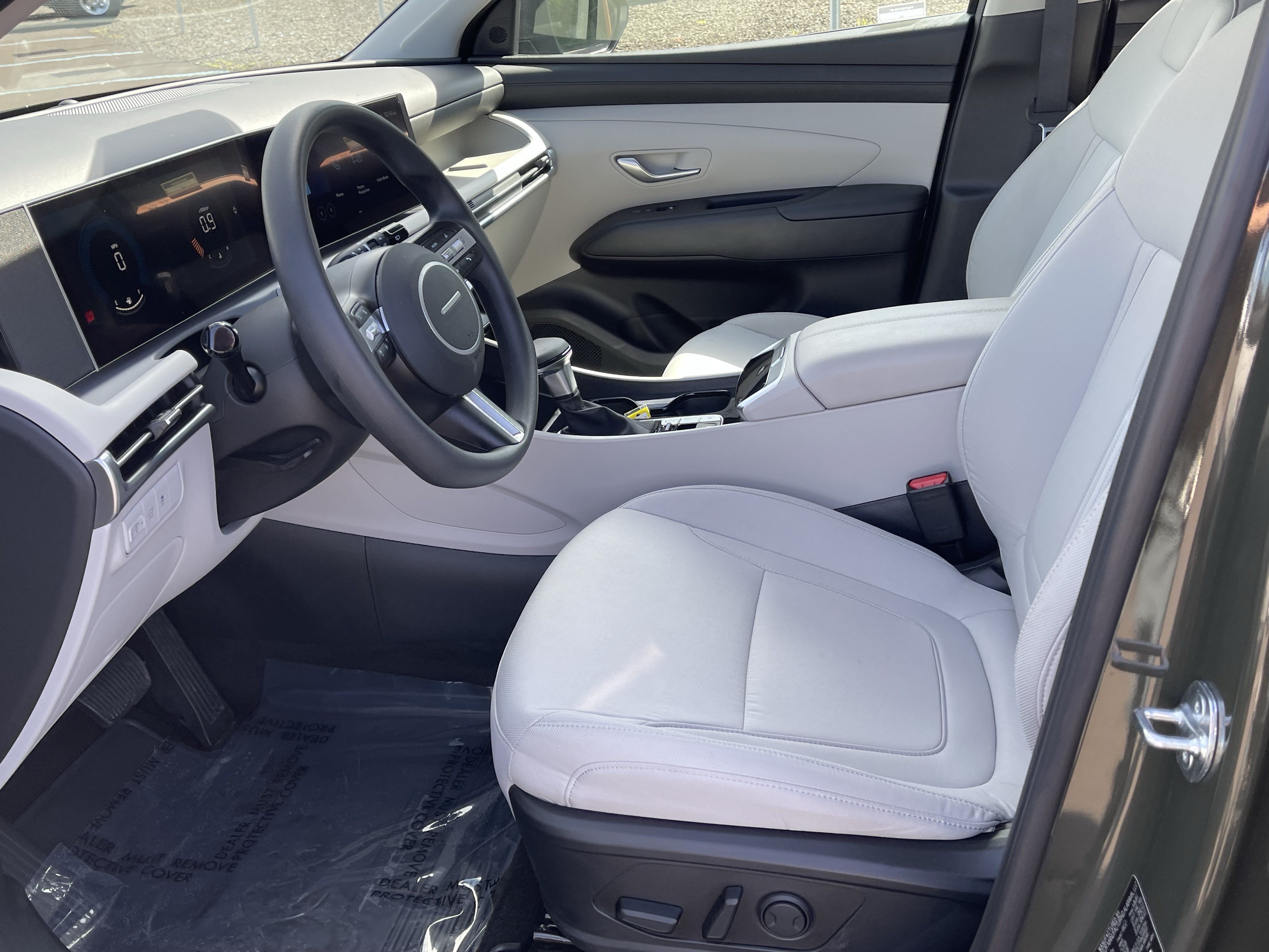 Certified 2025 Hyundai Tucson SEL AWD/4WD image 12