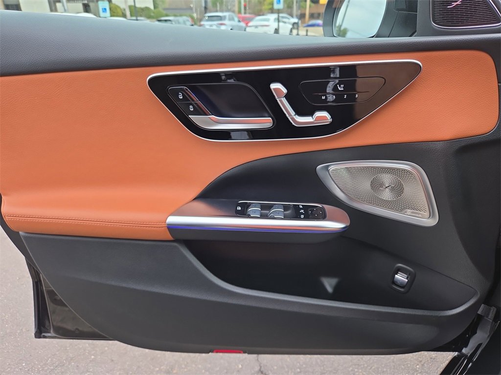 Certified 2023 Mercedes-Benz C 300 4MATIC Sedan image 22