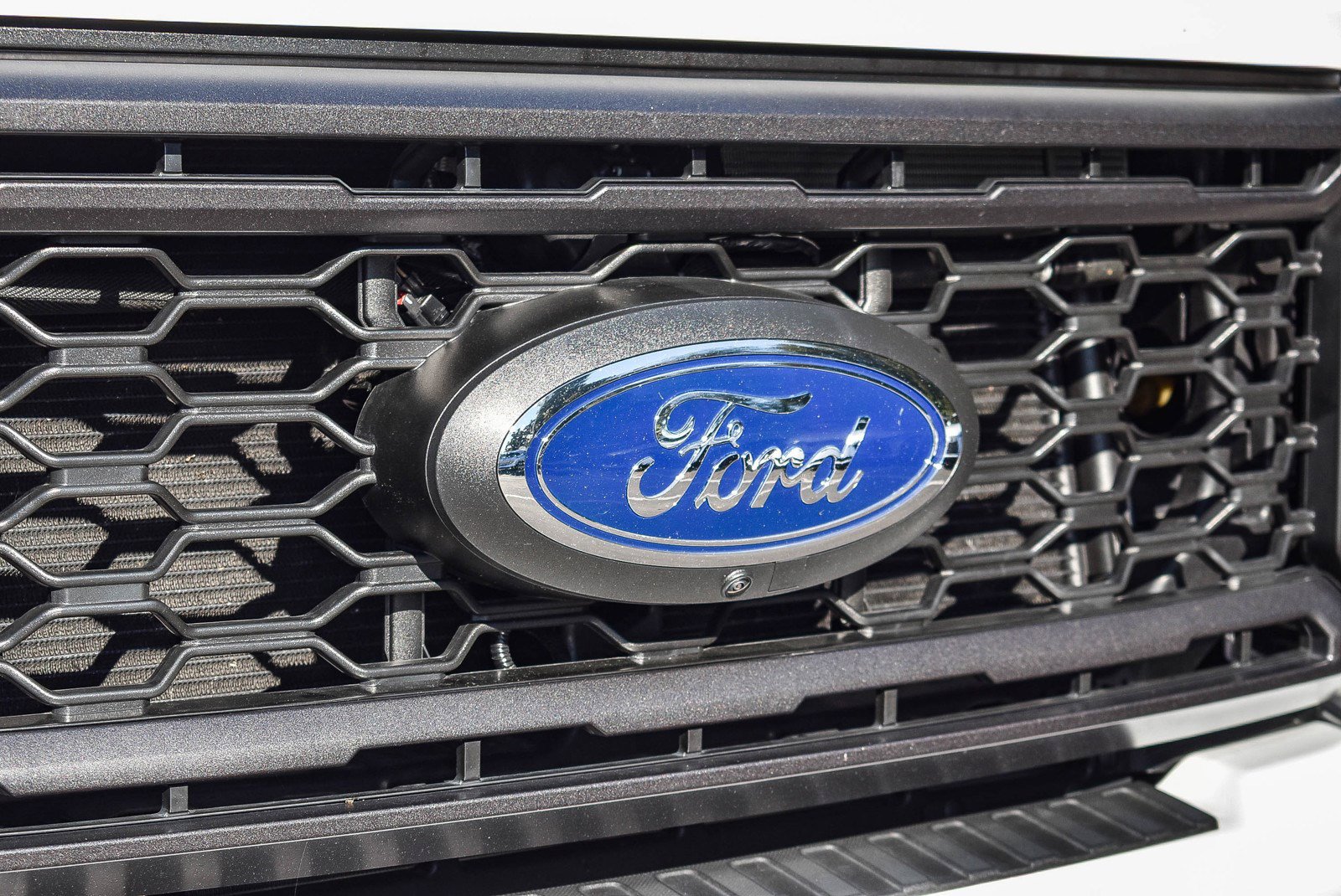 Used 2024 Ford F350 Lariat w/ Lariat Ultimate Package image 9