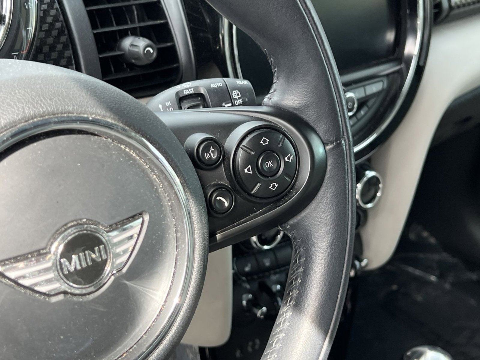Used 2018 MINI Cooper S image 29