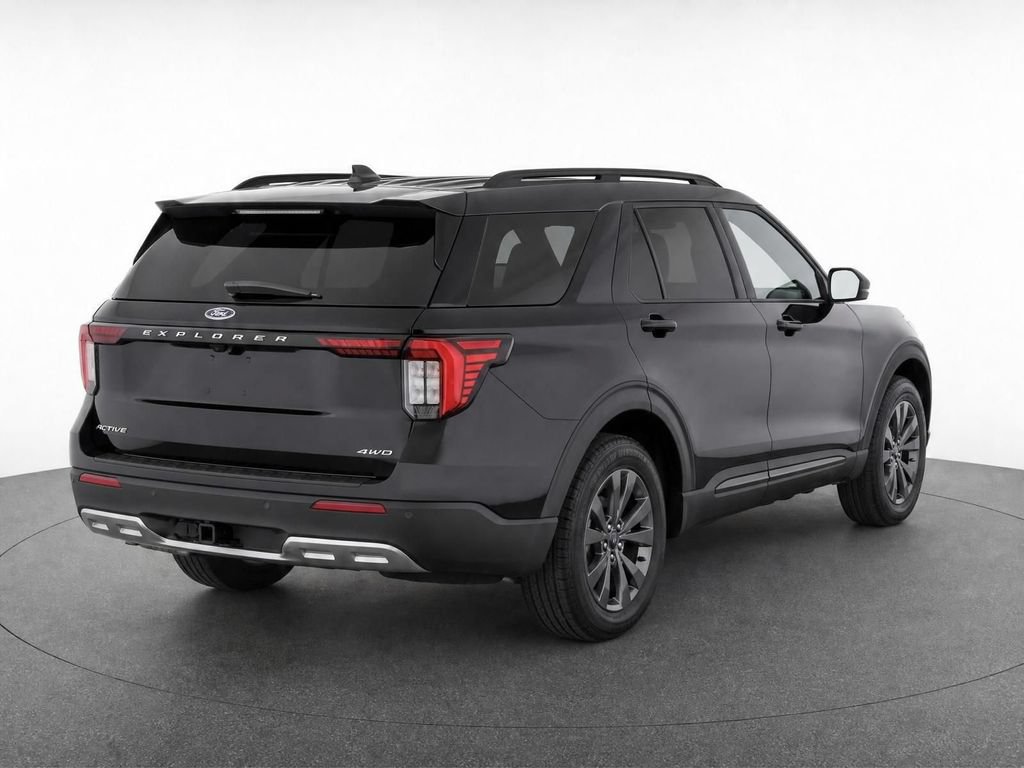 New 2026 Ford Explorer Active AWD/4WD image 3