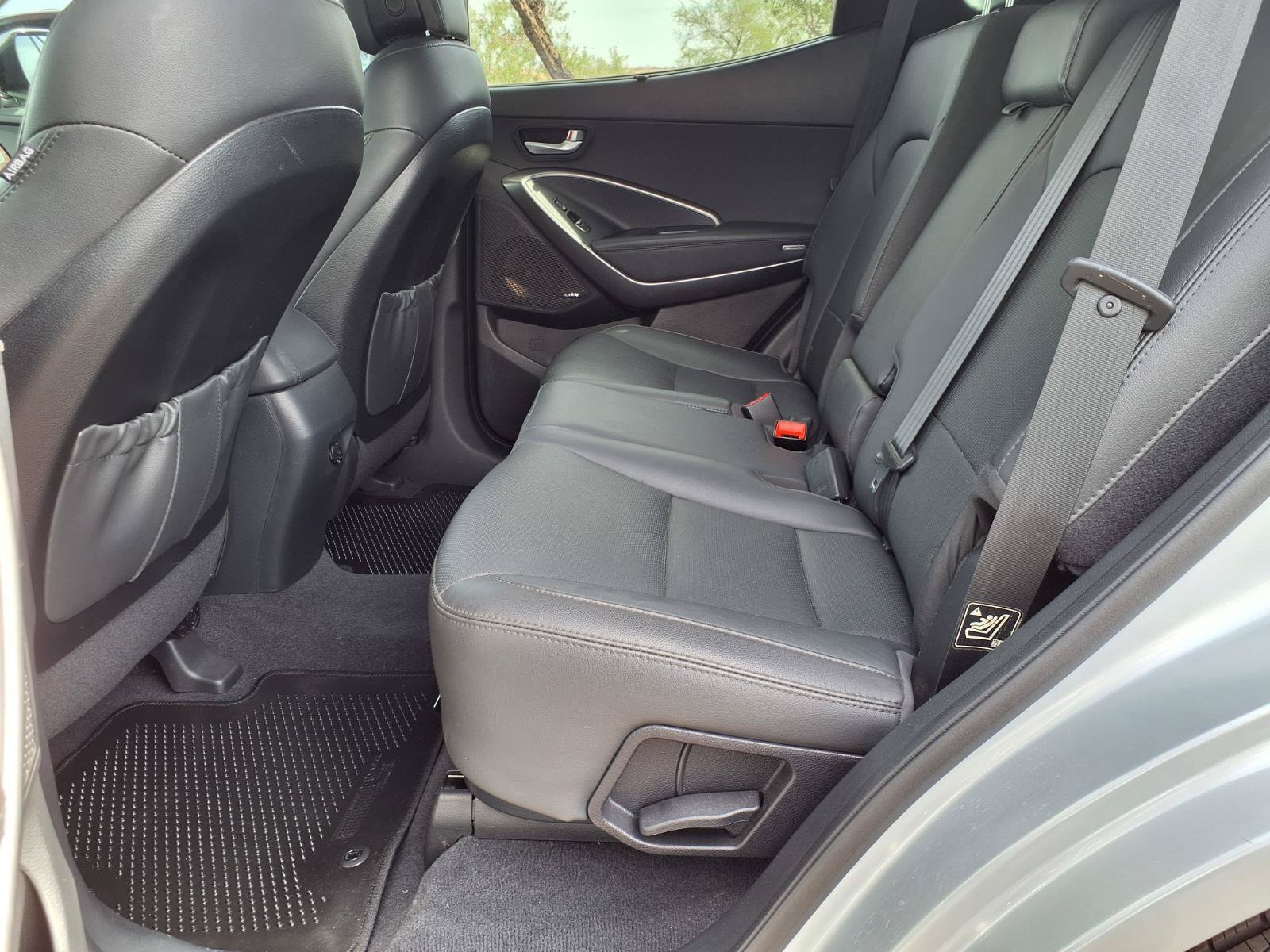 Used 2018 Hyundai Santa Fe Sport FWD image 17