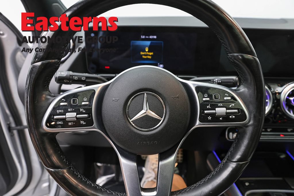 Used 2022 Mercedes-Benz GLA 250 4MATIC w/ AMG Line image 10