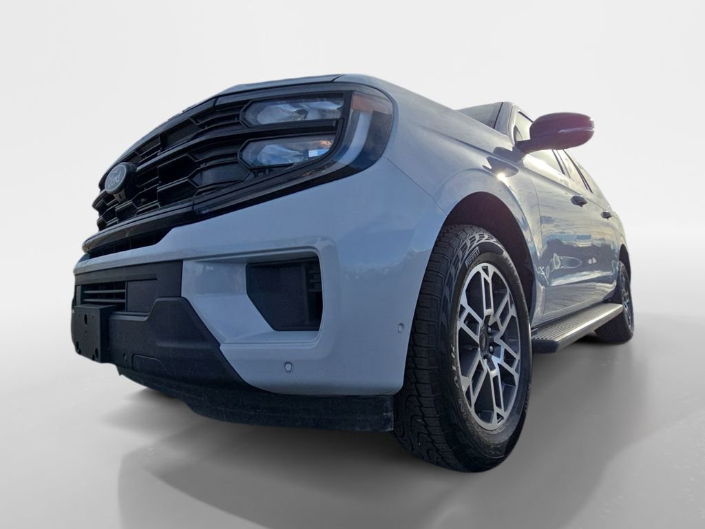 Used 2025 Ford Expedition Max Active image 26