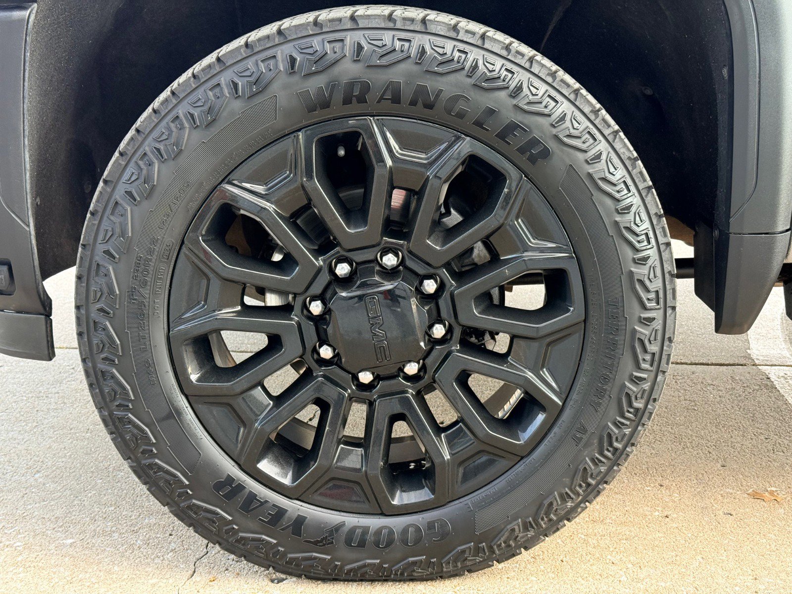 Certified 2025 GMC Sierra 3500 Denali Ultimate image 9