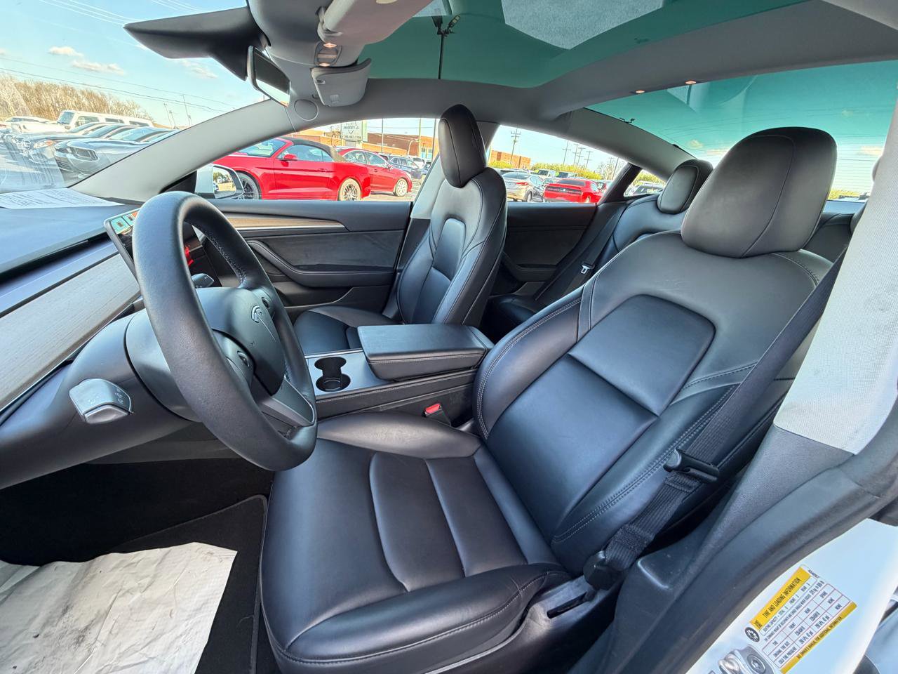 Used 2023 Tesla Model 3 Standard Range image 18