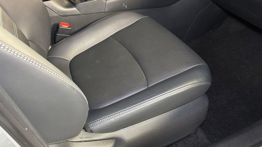 Used 2020 Toyota RAV4 Limited image 12