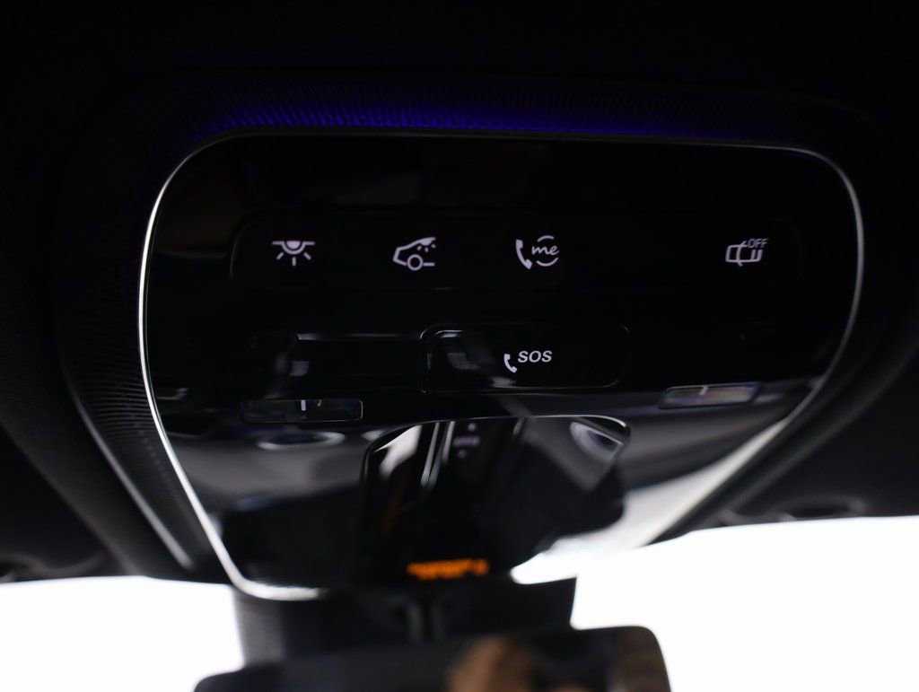 Used 2026 Mercedes-Benz GLC 300 4MATIC image 32