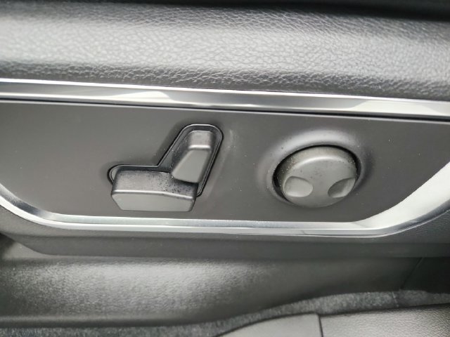 New 2026 RAM 1500 Laramie w/ Night Edition AWD/4WD image 21