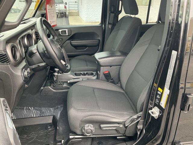 Used 2020 Jeep Gladiator Sport w/ Quick Order Package 24S image 11