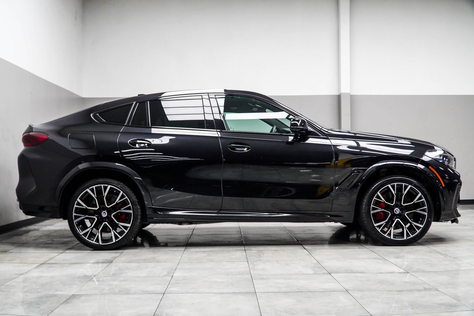 Used 2023 BMW X6 M w/ Competition Package AWD/4WD image 8