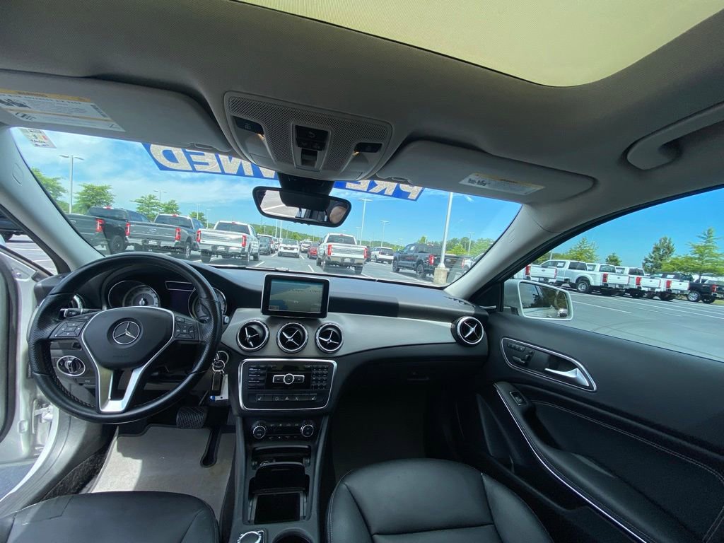 Used 2015 Mercedes-Benz GLA 250 image 24