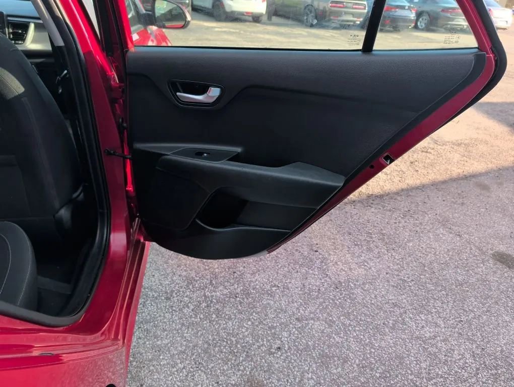 Used 2018 Kia Rio S image 17