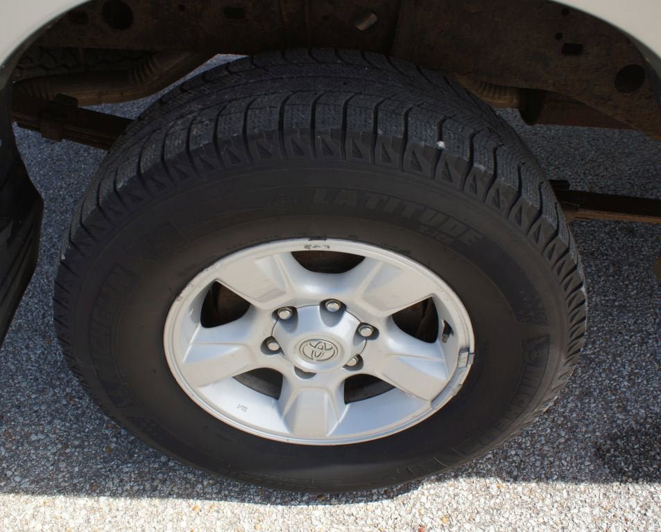 Used 2006 Toyota Tundra SR5 AWD/4WD image 16