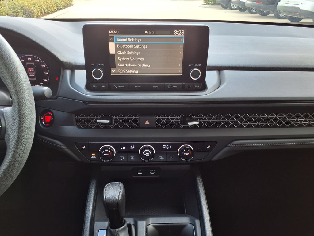 Used 2023 Honda Accord EX image 30