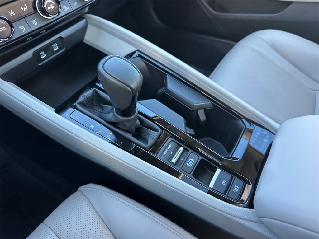 Used 2023 Honda Accord EX-L image 29