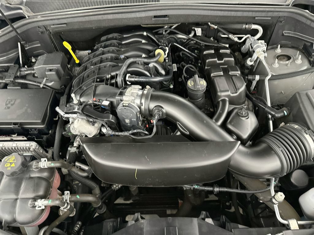 Used 2025 Dodge Durango GT AWD/4WD image 31