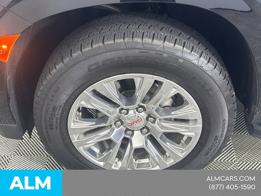 Used 2024 GMC Yukon Denali w/ Advanced Technology Package AWD/4WD image 14